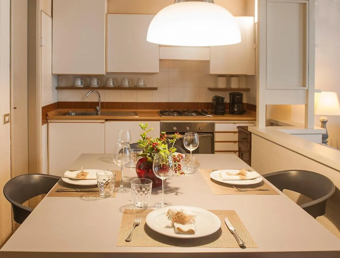 Nest On The Lake Apartment Marone Italy