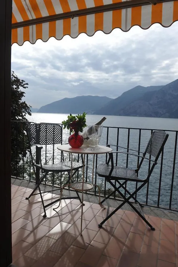 Nest On The Lake Apartment Marone