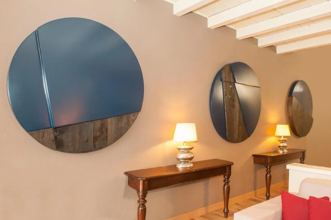 Nest On The Lake Apartment Marone